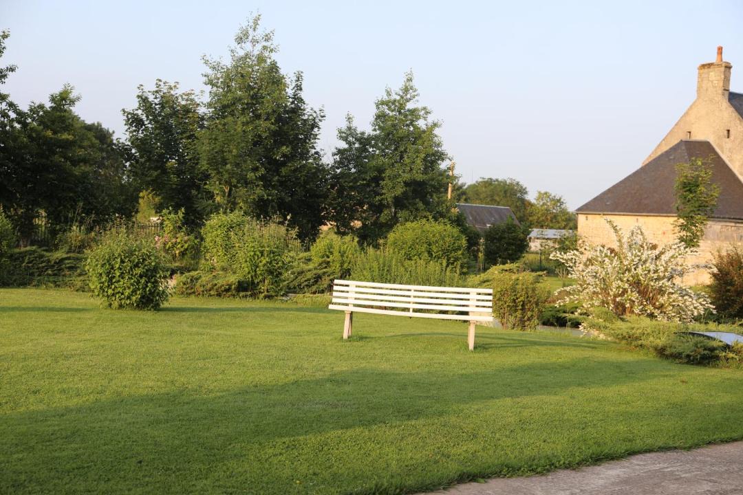 Photo of Others in Gueron