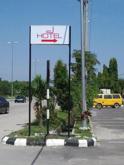 Photo of Others in Dengkil