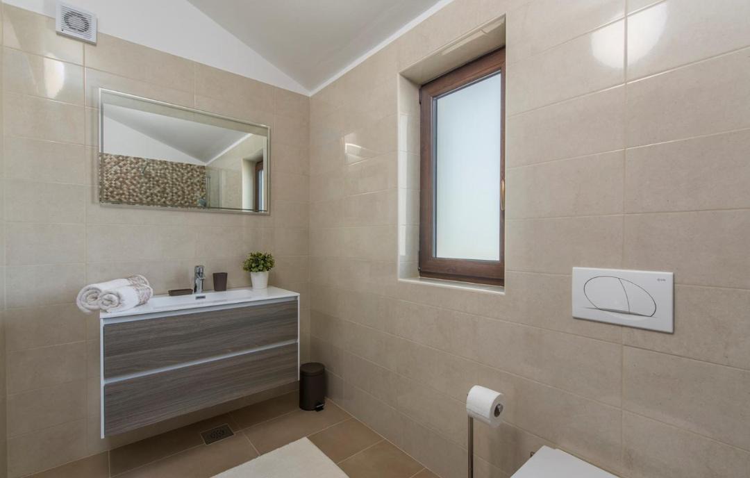 Photo of Bathroom in Fuskulin