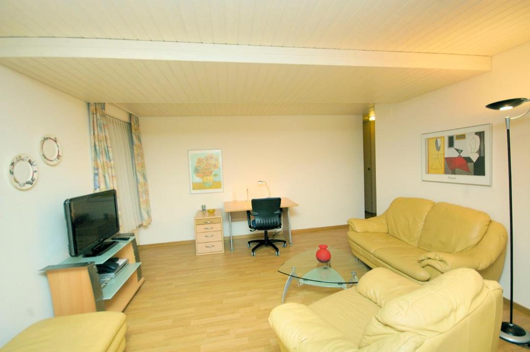 Photo of Livingroom in Center