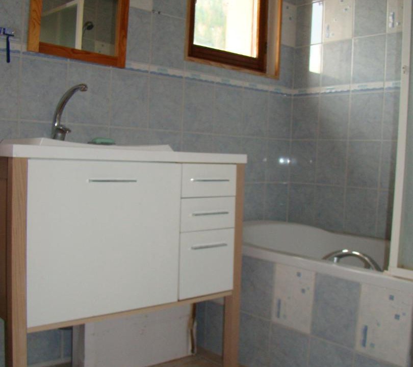 Photo of Bathroom in Correncon-en-Vercors