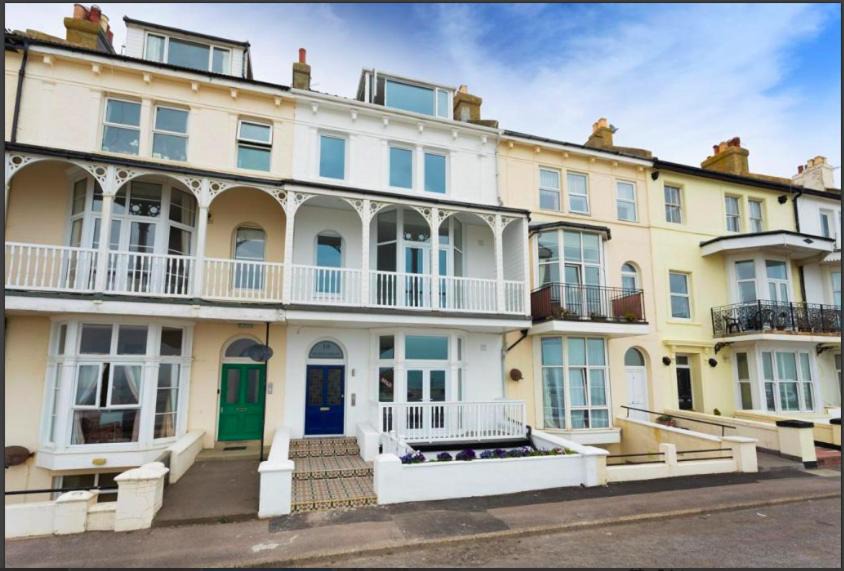 Photo of Buildings in Hythe