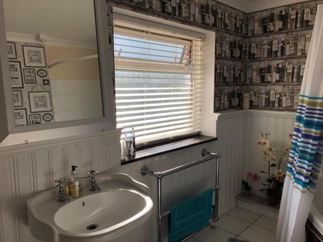 Photo of Bathroom in Kidlington