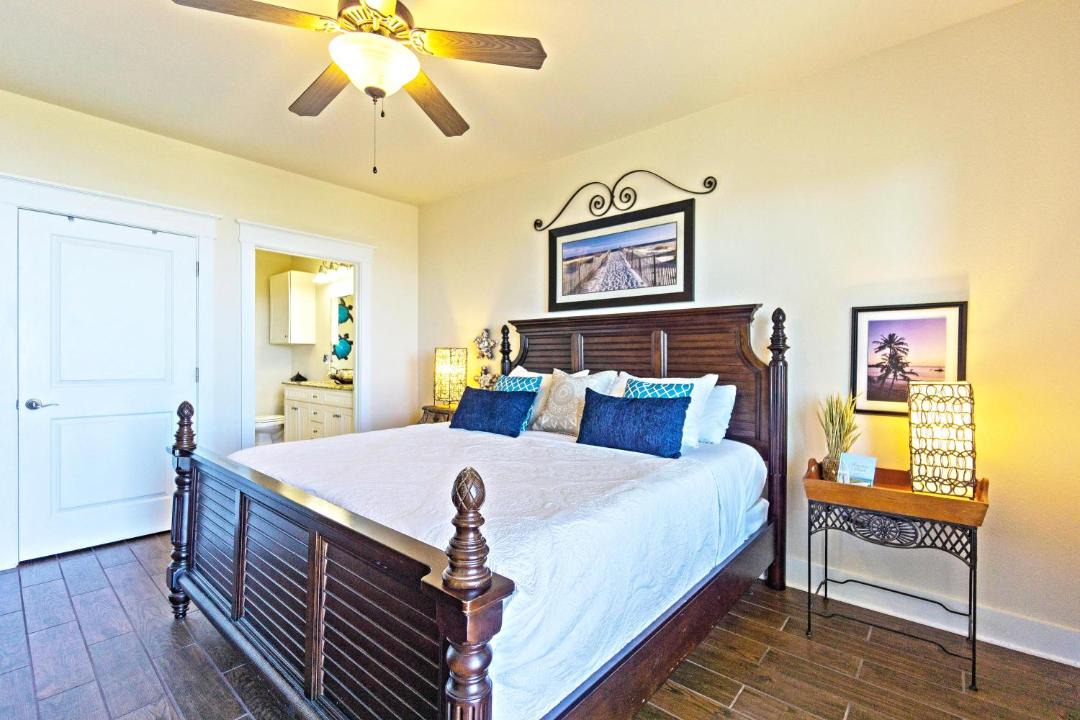 Photo of Bedroom in Red Fish Cove