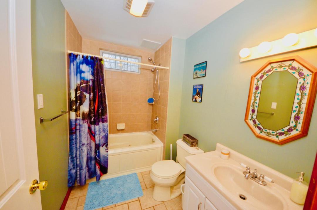 Photo of Bathroom in Pocono Lake