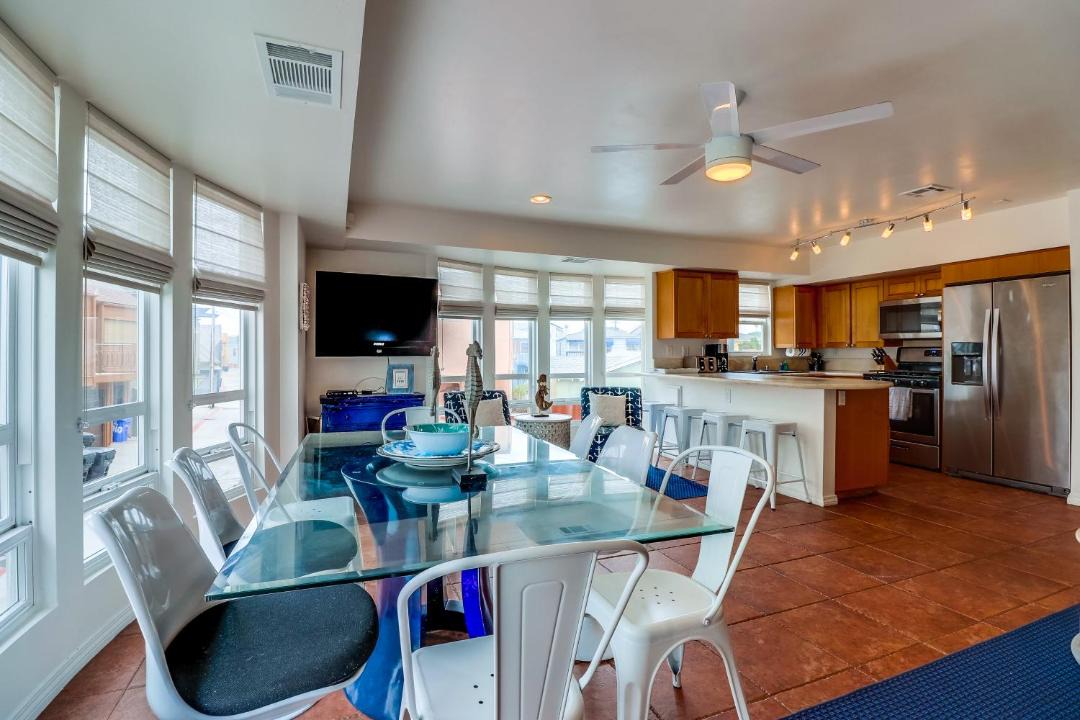 Photo of Livingroom in South Mission Beach