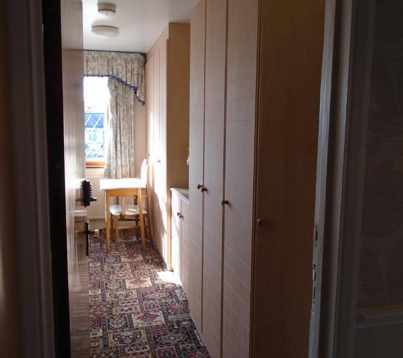 Photo of Others in Edgware