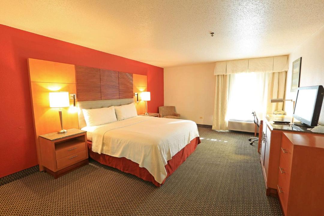 Photo of Bedroom in Calumet Park