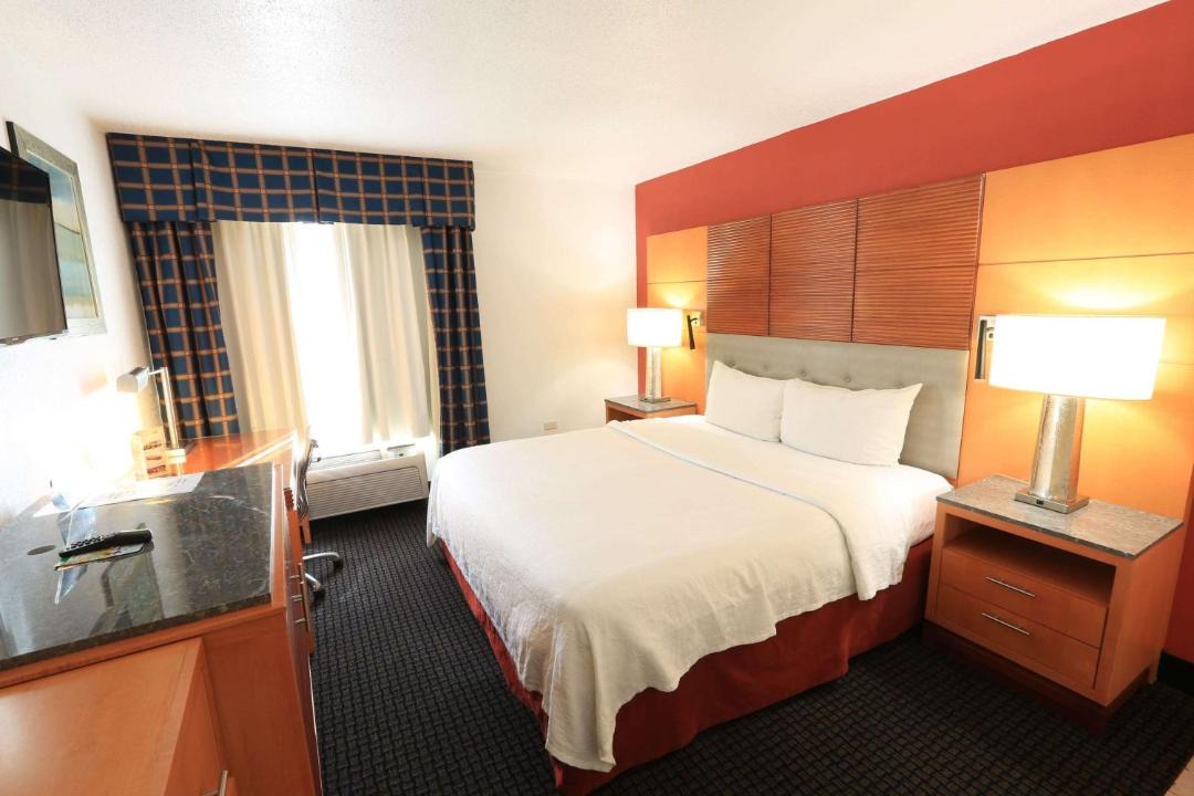 Photo of Bedroom in Calumet Park