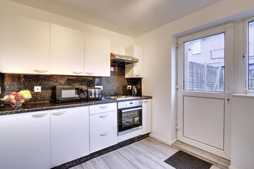 Photo of Others in Hale