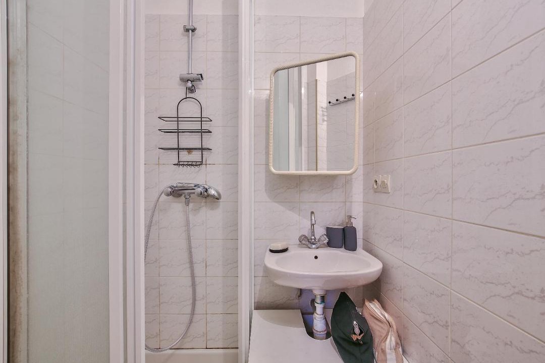 Photo of Bathroom in Quartier de la Salpetriere