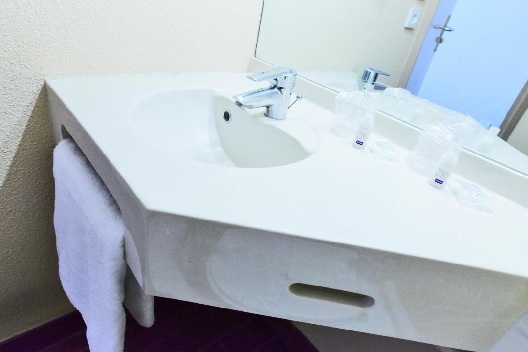 Photo of Bathroom in Allonne