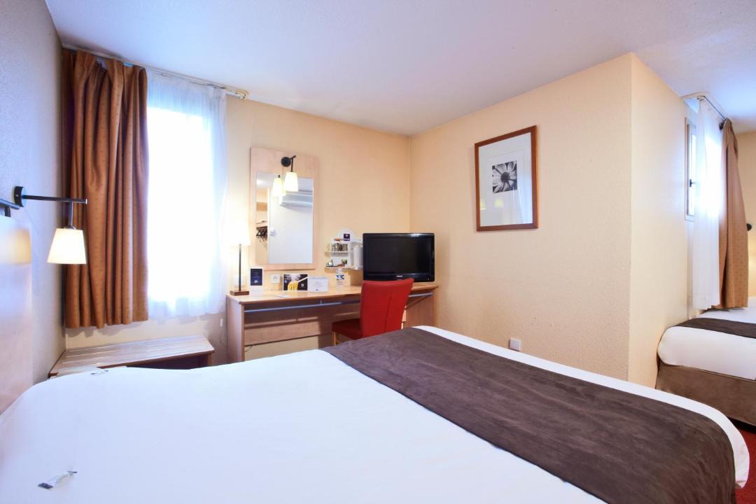 Photo of Bedroom in Allonne