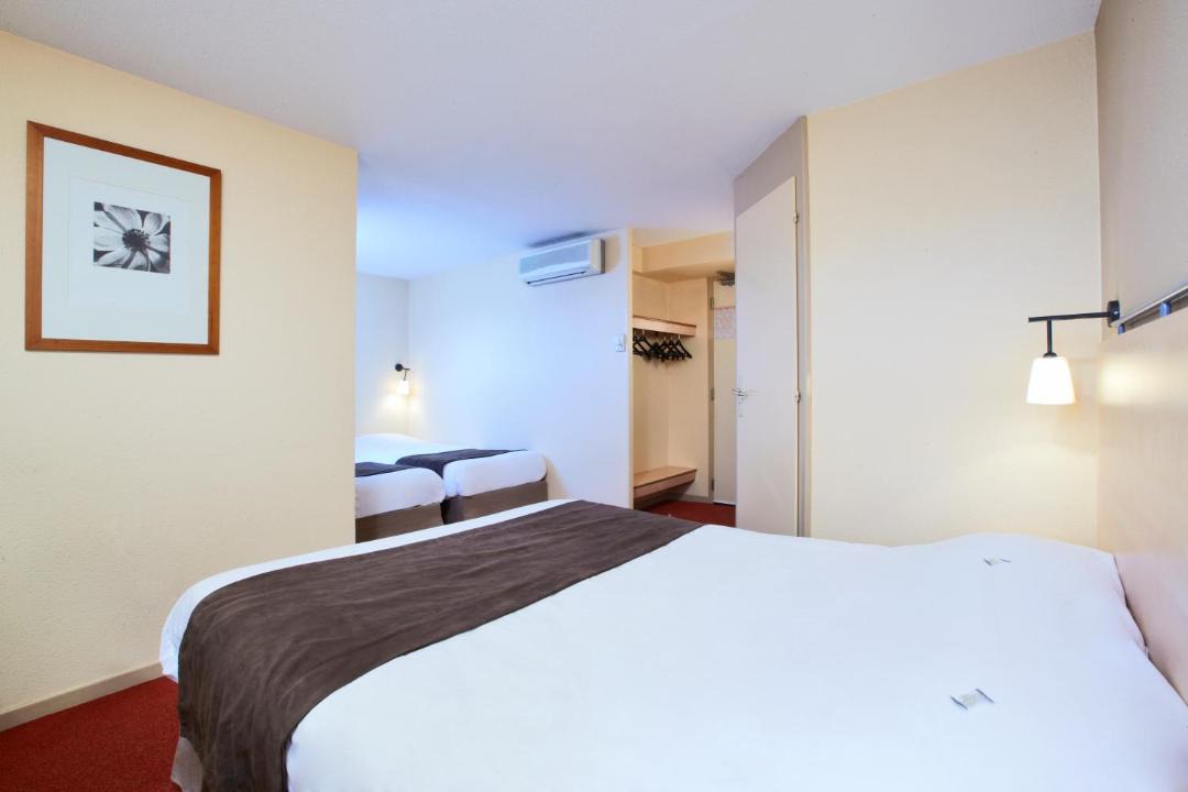 Photo of Bedroom in Allonne