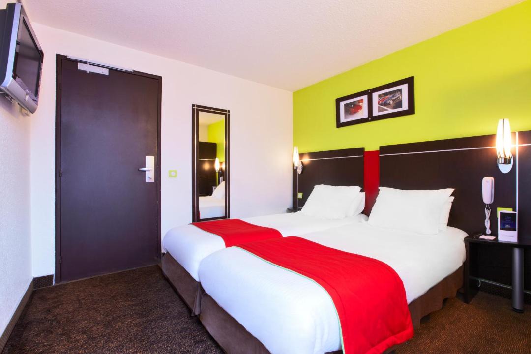 Photo of Bedroom in Tinqueux