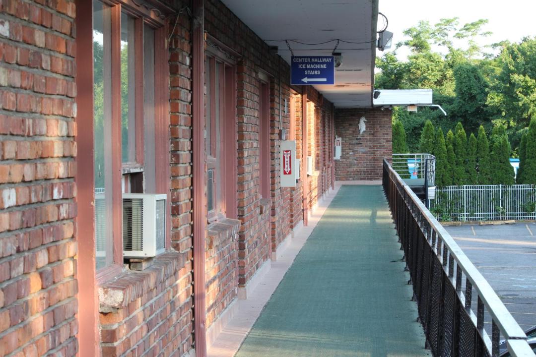 Photo of Others in Lattingtown