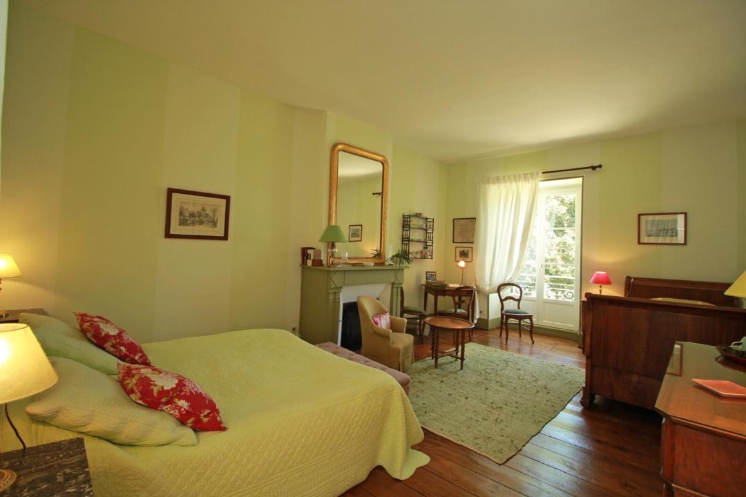 Photo of Others in Royeres