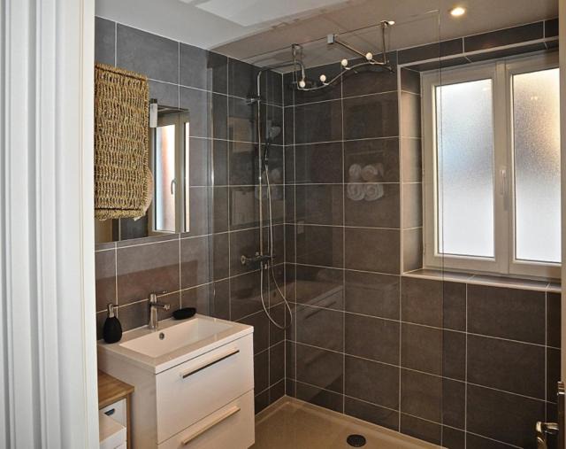 Photo of Bathroom in Chatillon-Coligny