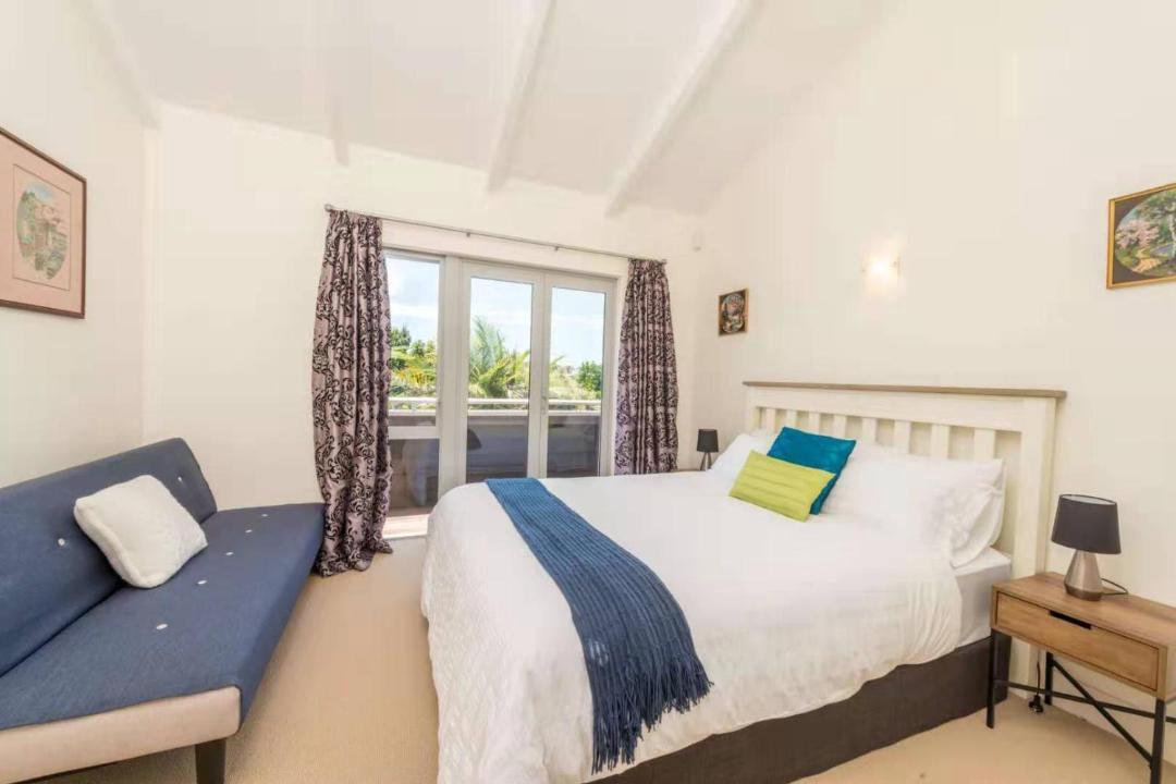 Photo of Bedroom in Castor Bay