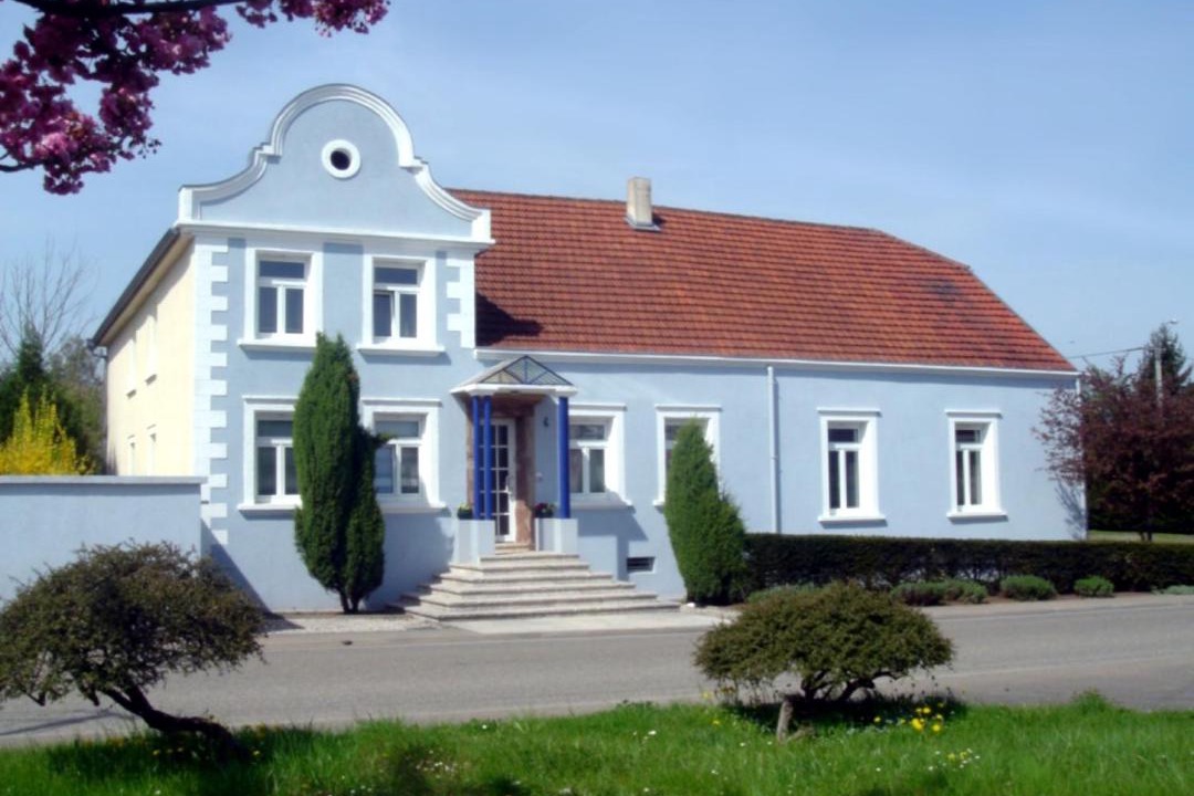 Photo of Others in Petit-Rederching