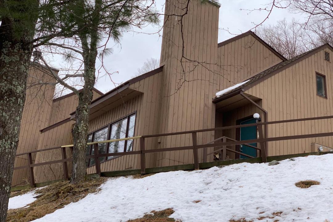 Photo of Buildings in Warren