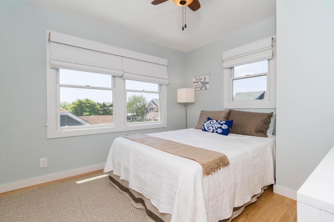 Photo of Bedroom in Ocean Beach