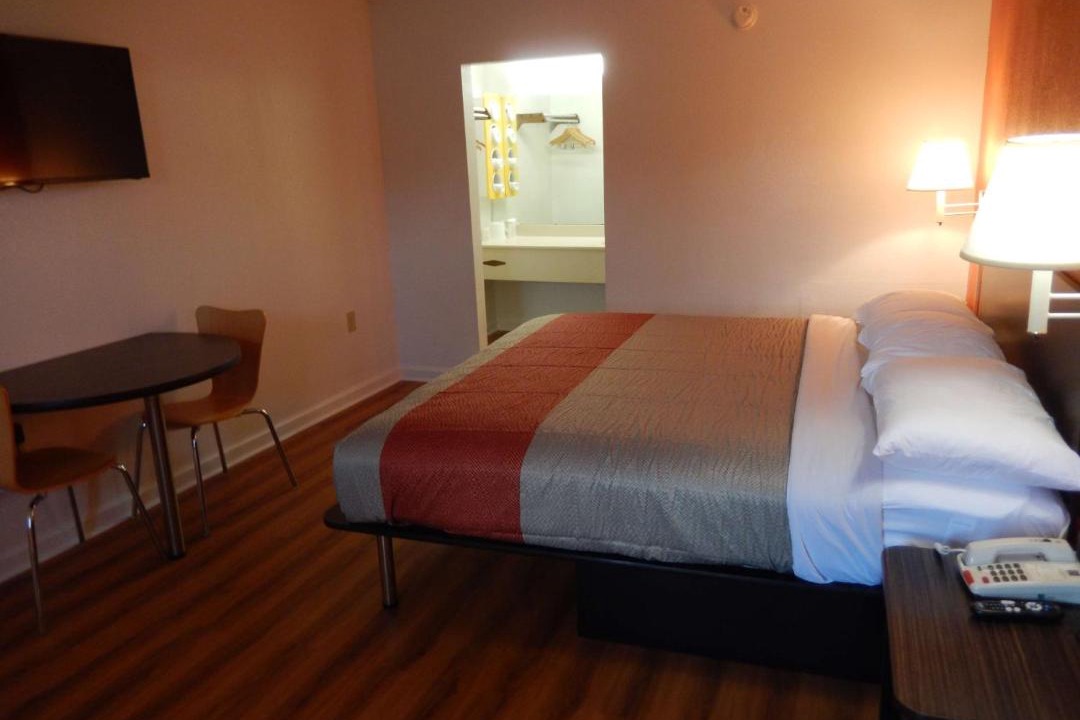 Photo of Bedroom in Warner Robins