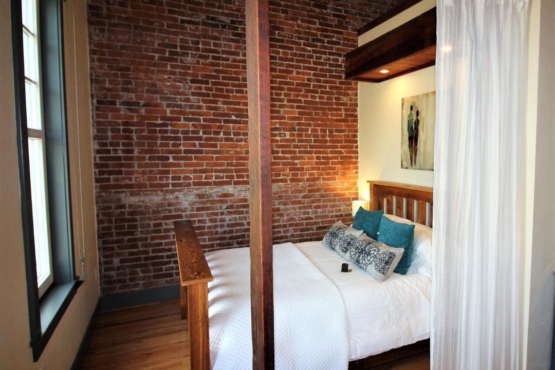 Photo of Bedroom in Amity