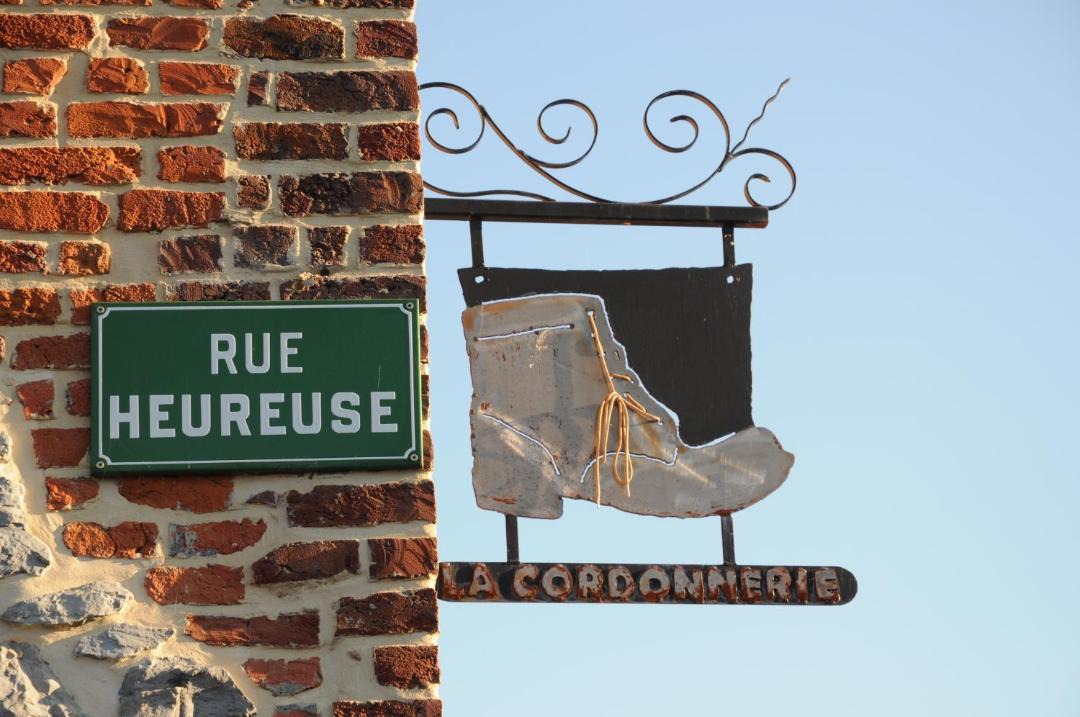 Photo of Buildings in Feron