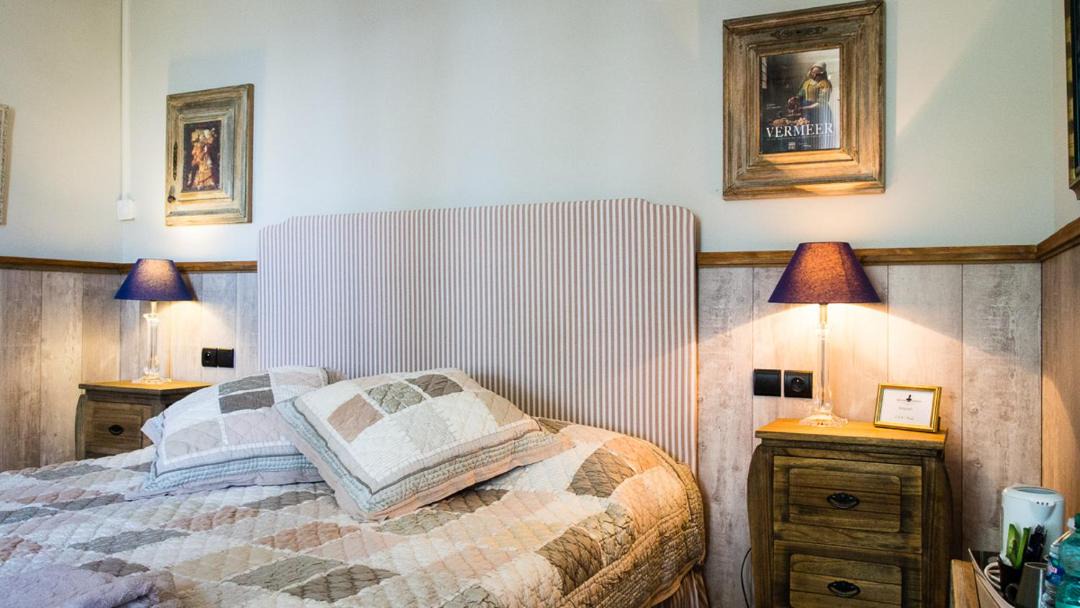 Photo of Bedroom in Loriol-du-Comtat