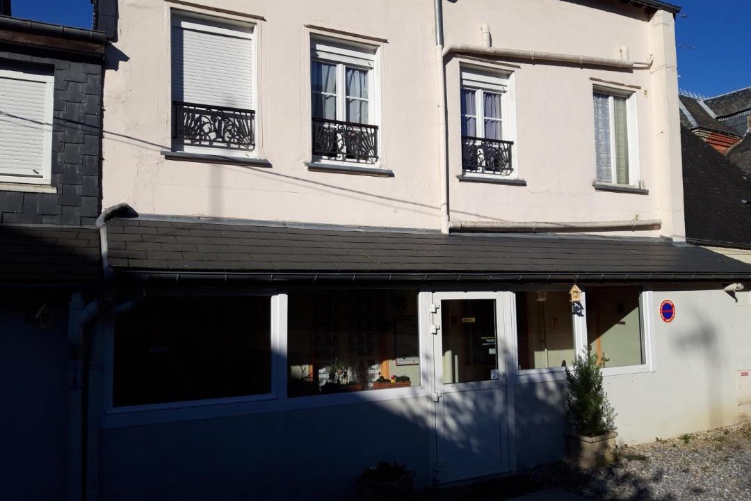 Photo of Buildings in Signy-lAbbaye