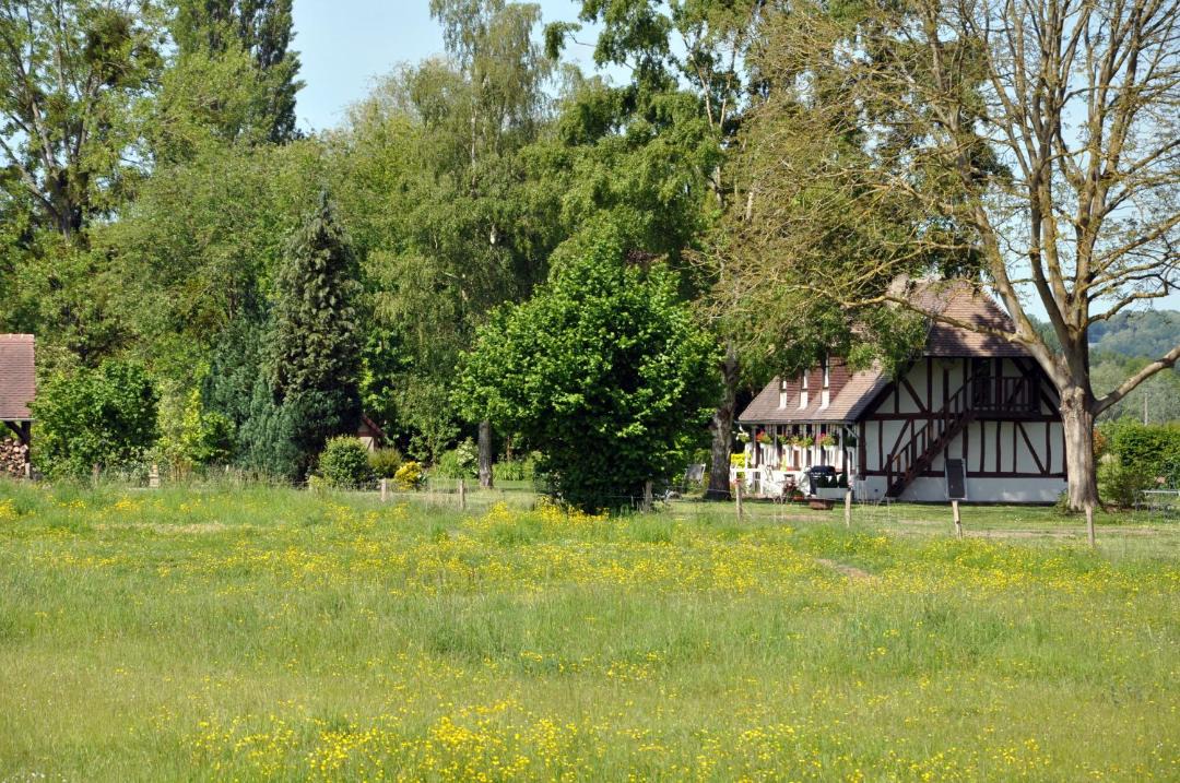 Photo of Others in Berville-sur-Seine