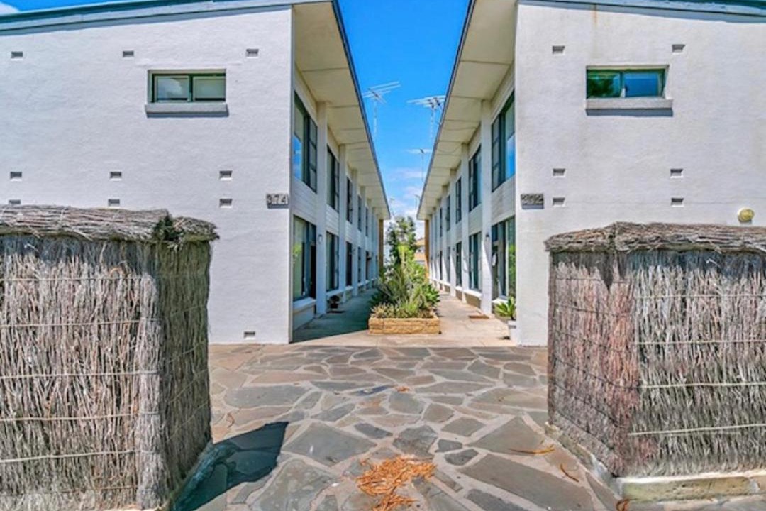 Photo of Buildings in Henley Beach