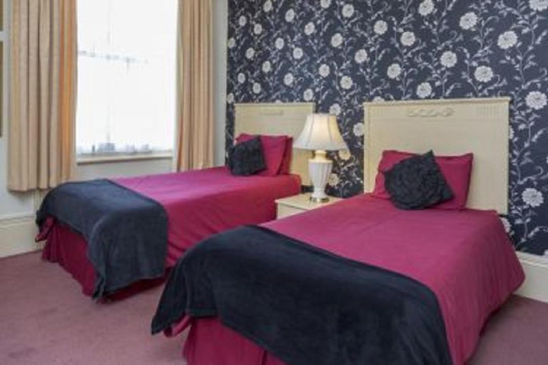 Photo of Bedroom in Winslow