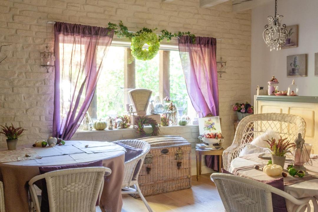 Photo of Others in Lesmont