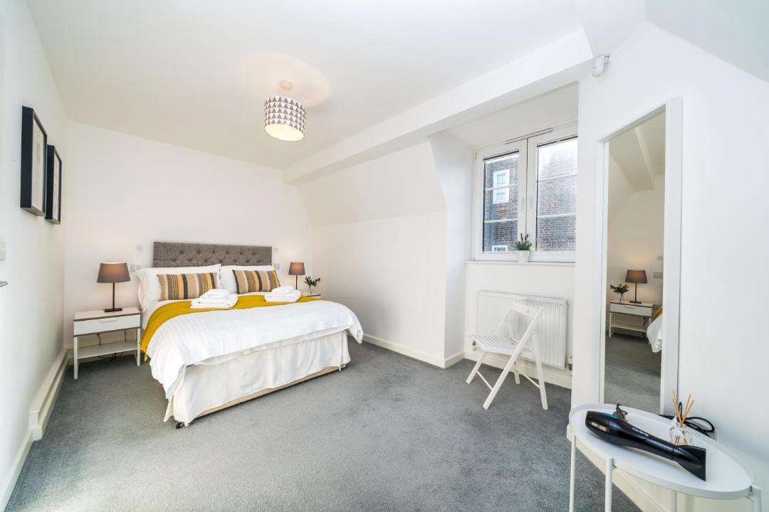 Photo of Bedroom in Prince's