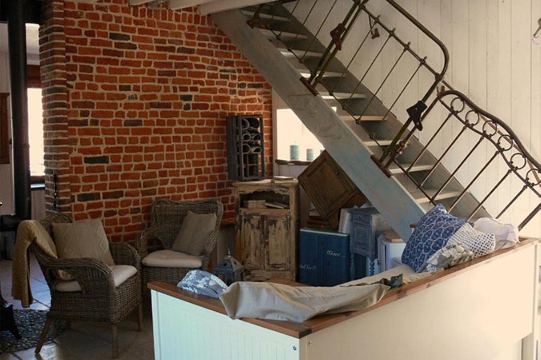 Photo of Others in Feron