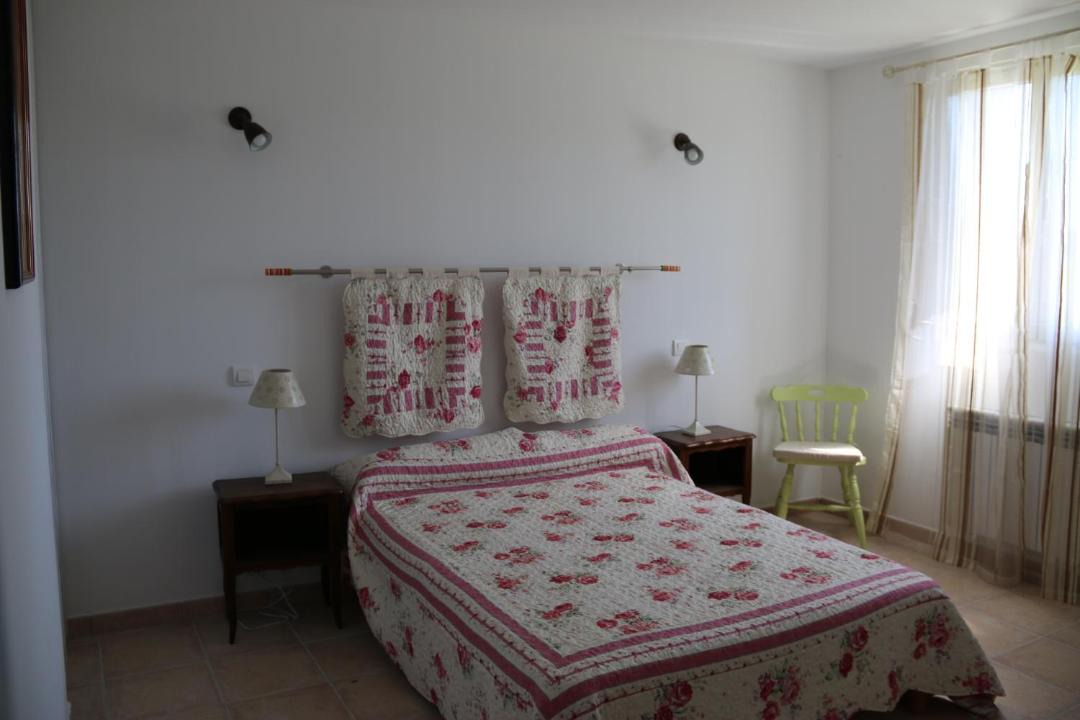 Photo of Bedroom in Violes