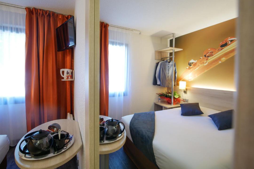 Photo of Bedroom in Theix-Noyalo