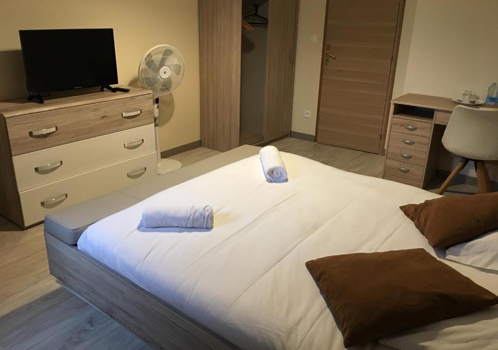 Photo of Bedroom in Forges-les-Eaux