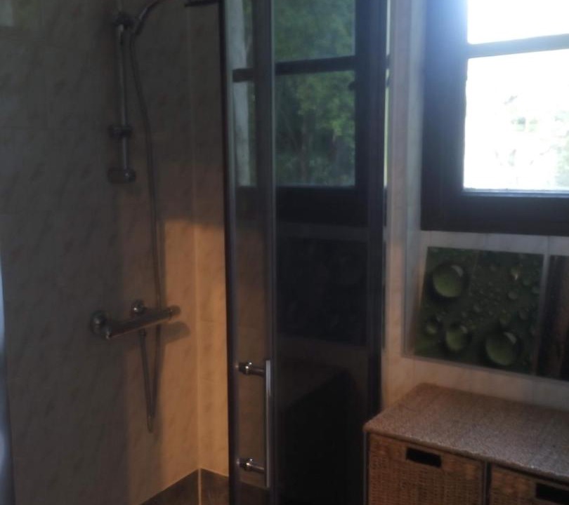 Photo of Bathroom in Villiers-Louis