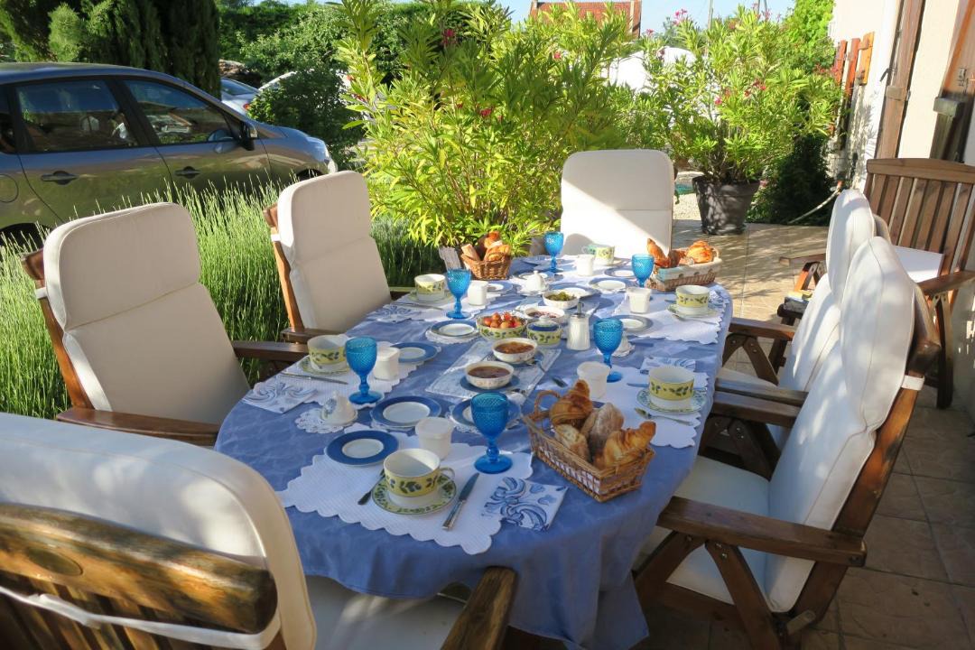 Photo of Others in Azay-le-Ferron