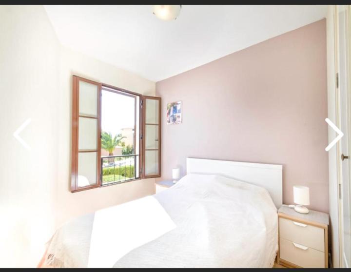 Photo of Bedroom in Golf Bahia