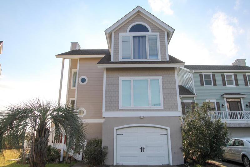 Photo of Buildings in Saint Helena Island