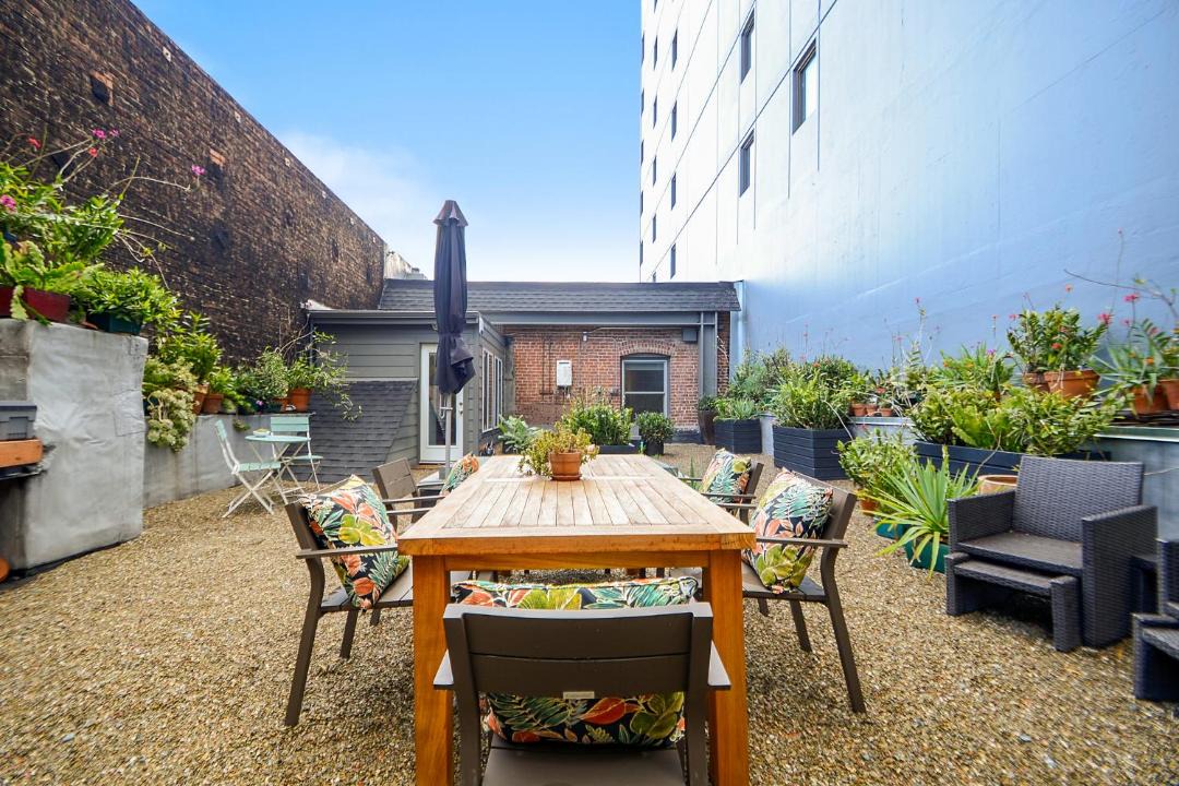 Photo of Patio Balcony in Downtown San Francisco