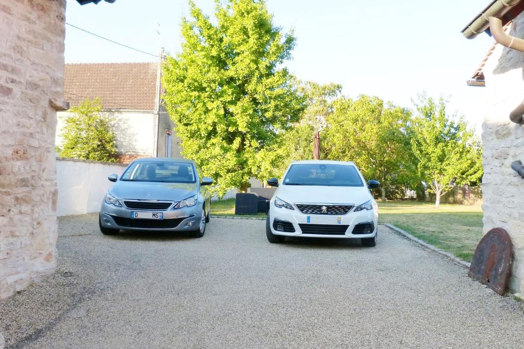 Photo of Others in Corpeau