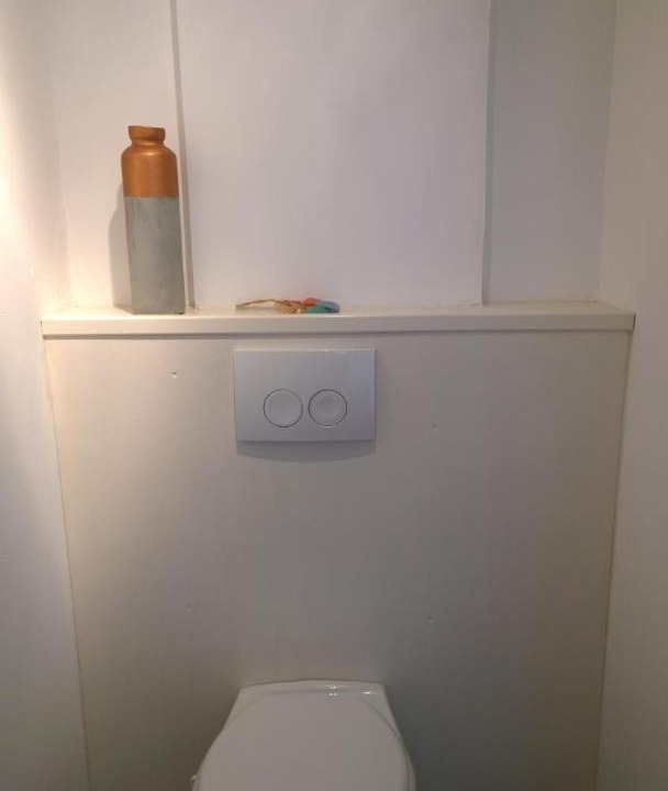 Photo of Others in Menil-Vin