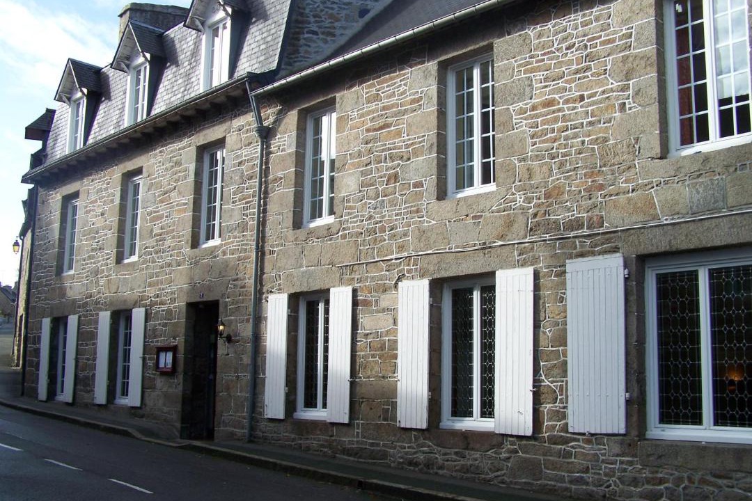 Photo of Buildings in Quintin
