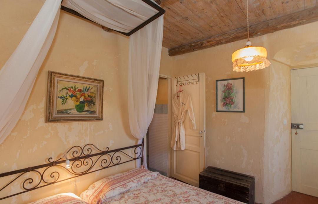 Photo of Bedroom in Cagnano