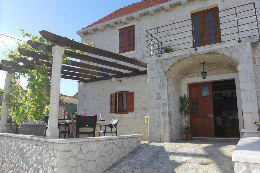 Photo of Buildings in Donji Humac
